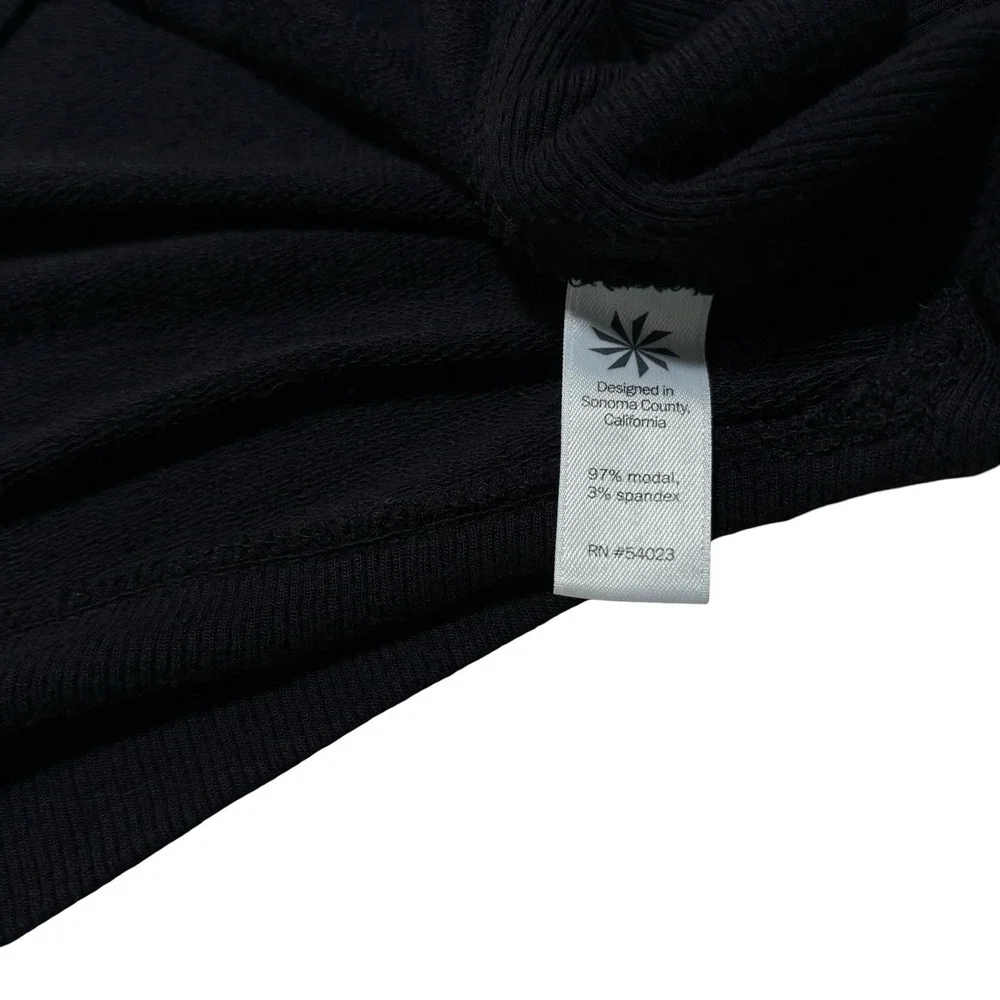 Athleta Women's Long Sleeve Yoga‎ Gym Training Shirt Top Black Size M 18.5 x 28